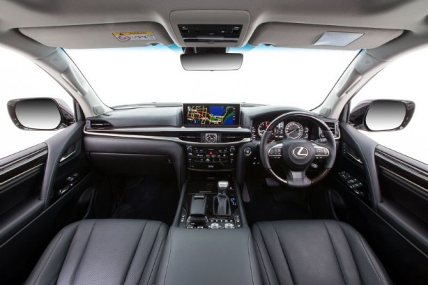 2015 Lexus LX 570 interior
