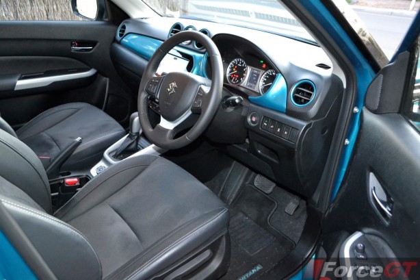 2015 Suzuki Vitara RT-X interior