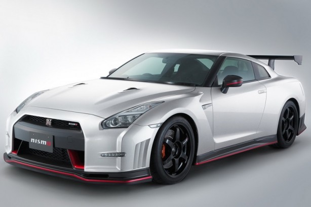 Nissan-GT-R-NISMO-N-Attack-front-quarter