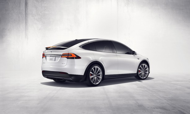 Tesla-Model-X-rear-quarter