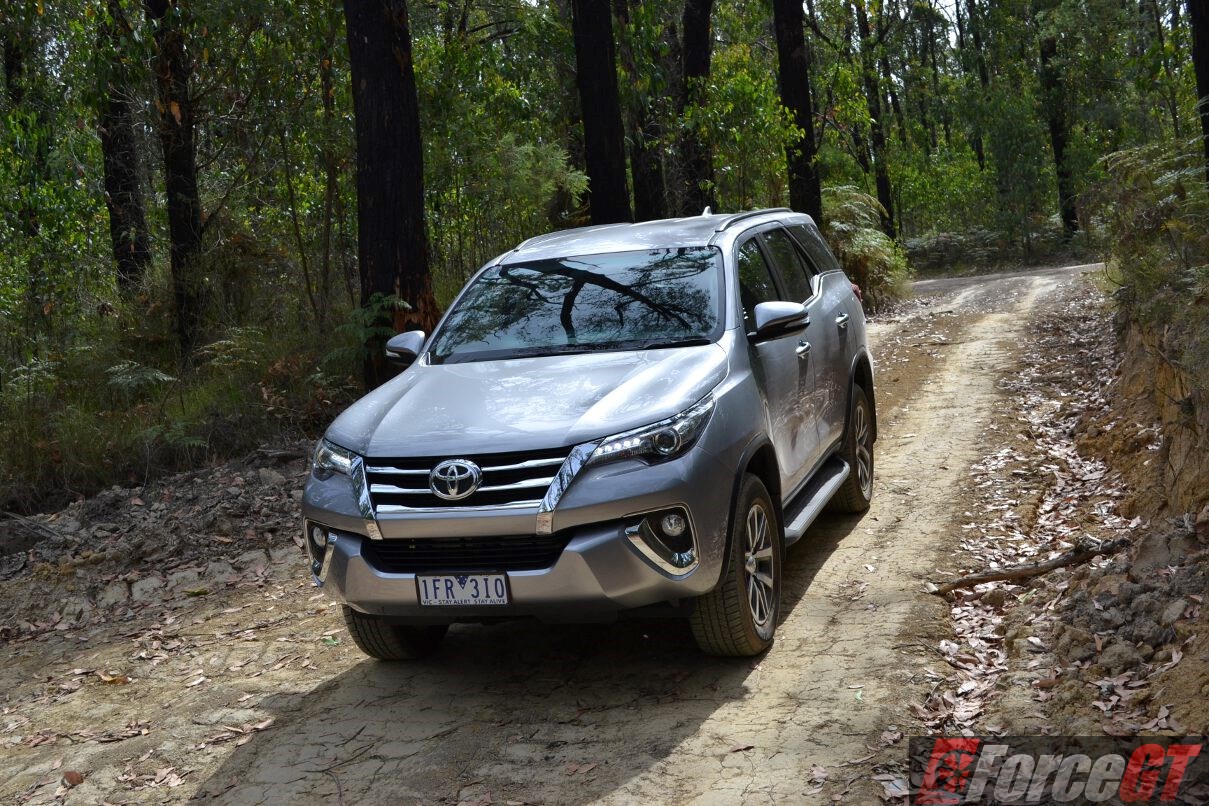 Toyota Fortuner Review: 2016 Toyota Fortuner