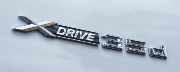 BMW-xdrive35d-x4-new-australia-road-rear-badge