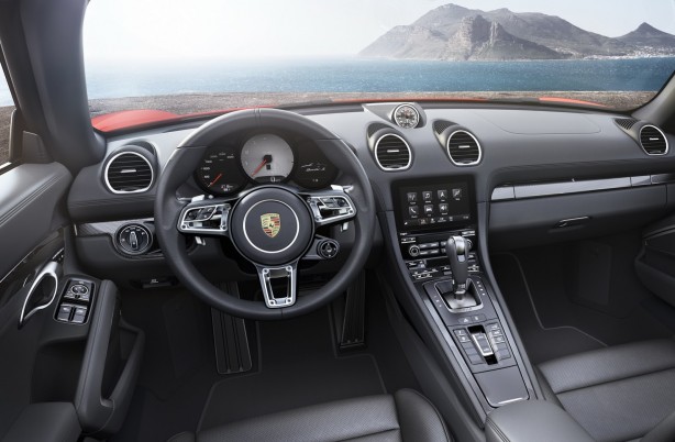 New-Porsche-718-interior-photo