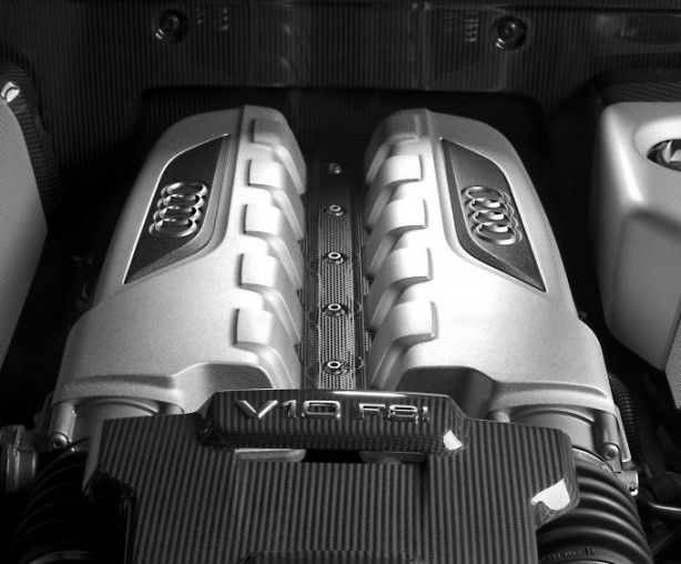 Audi-R8-V10-plus-2