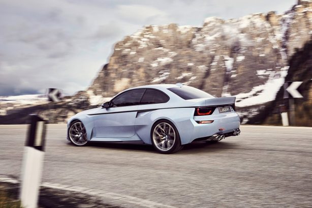 BMW-2002-Hommage-rolling