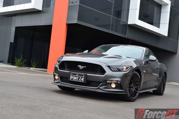 2016-ford-mustang-gt-fastback-front