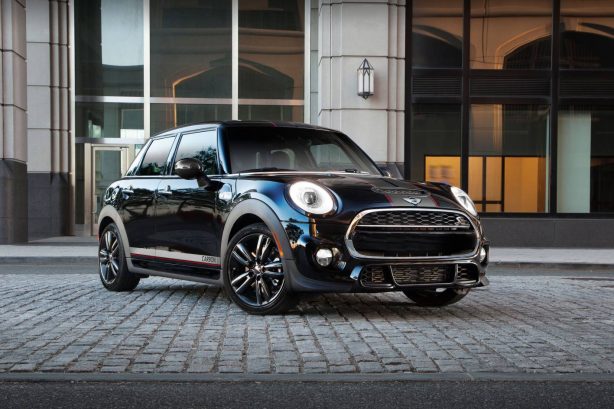 mini-john-cooper-works-carbon-edition-limited-edition-01
