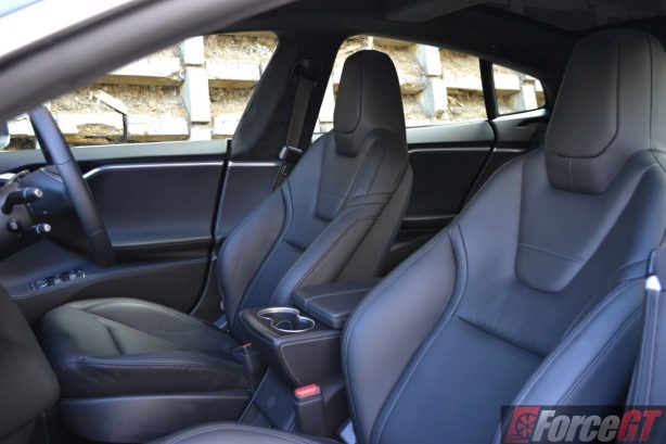 2016-tesla-model-s-p90d-front-seats