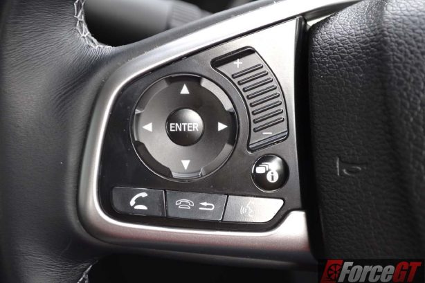2016-honda-civic-vti-s-steering-wheel-audio-controls