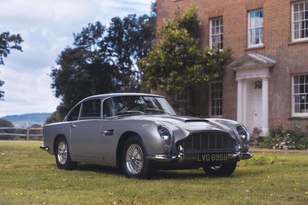 1964-aston-martin-db5-sold-by-coys-for-_825000-on-vero-with-apple-pay_1