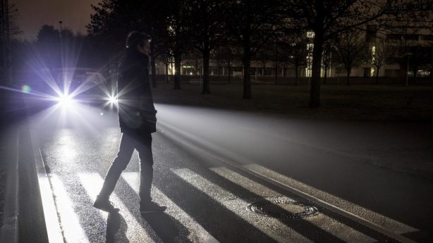 mercedes-benz-digital-light-headlights-2
