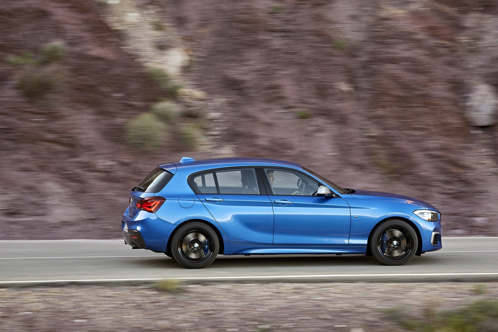 2018 BMW 1 Series refreshed with new interior and more technology
